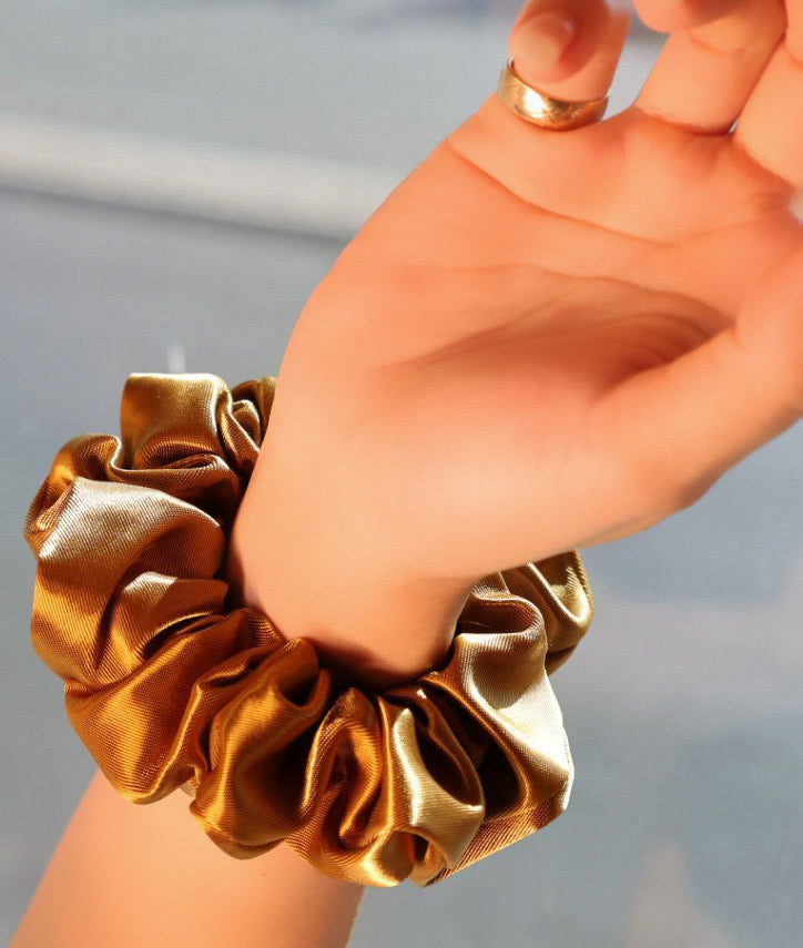 Shiny gold